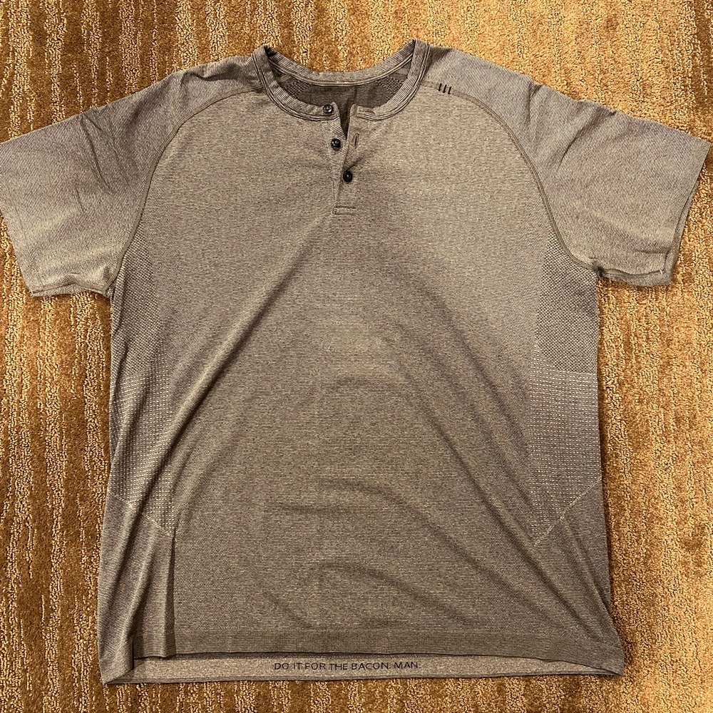 Lululemon Metal Vent Henley